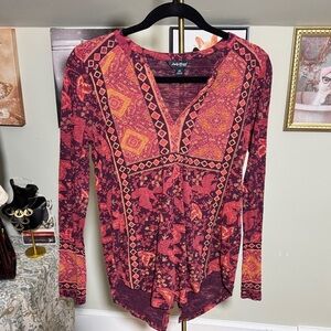 EUC Lucky Brand Women's Red and Purple Lightweight Geometric Long Sleeve Top